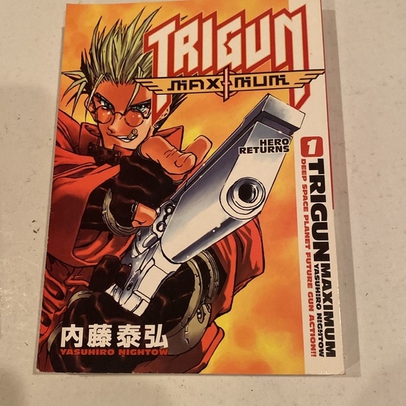 Trigun #1 and Trigun Maximum #1 Graphic Novels - Picture 3 of 3